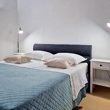 Casa vacanze Nadalina By Interhome Konjevrate