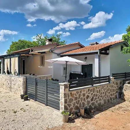 Casa vacanze Nadalina By Interhome *