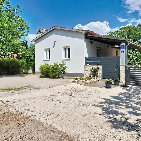 Casa vacanze Nadalina By Interhome